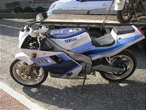 YAMAHA/ヤマハ FZR250 3LN-2346