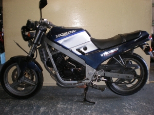 HONDA/z_ VTZ250(12V)  MC15-1062