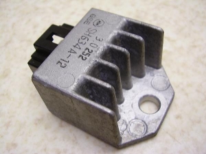Dio50/ fBI  M^[ AF62-1008