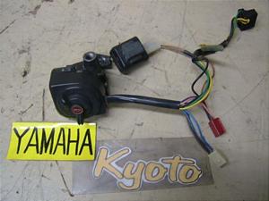 VOiX125/ CYGNUS  XCb`BOX 50V-0189