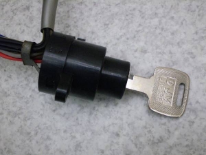 malic/ }bN50 L[Zbg 3L6-3035