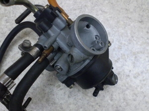 SRvJ50/ AvA/ Aprilia/ SR50     Lu^[ ZD4LCB000T