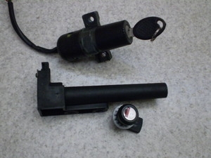 SRvJ50/ AvA/ Aprilia/ SR50     L[Zbg ZD4LCB000T