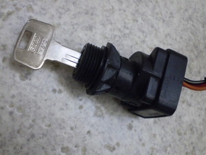 XYL QUAD/NAh80 4փoM[ CL[V_[ LM4AC11A3P-1106