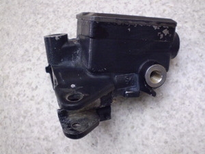 G~l[^[750/ ELIMINATOR   tg}X^[V_[ ZL750A-0008
