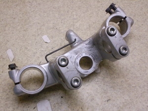 Z[225/ SEROW225 gbvubW 4JG-1131