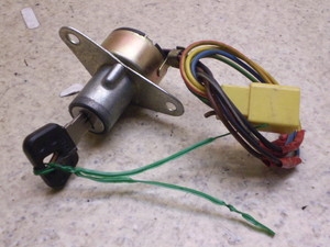 `bs[50/ `bsB50 (6V)/ CHAPPY  CL[BOX 439-8159