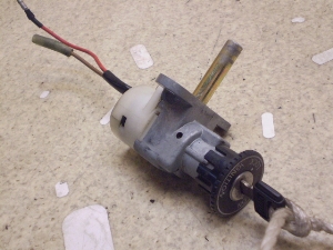 VOiX125/ CYGNUS  CL[BOX 50V-0306