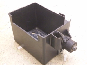 VOiX125/ CYGNUS  obe[BOX 50V-0301