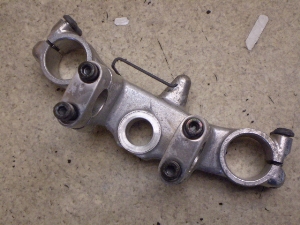 Z[225/ SEROW225 gbvubW 1KH-0160
