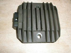 UUX400/ XANTHUS M^[ ZR400D-0030