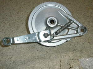 }Oi50/ MAGNA Au[Lh AC13-2004