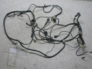 V40^K/ gOb`/ MOTO GUZZI/ Targa  Cn[lX 1PS14723J