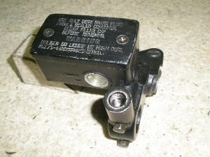 oo200/ VanVan200  tg}X^[V_[ NH41A-1076