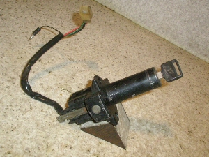 XLR250R CL[BOX MD16-1001