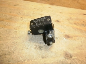 {eB[250/ {eB250/ Volty  tg}X^[V_[ NJ47A-1016