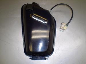 YB-1  IC^N F5B-8700