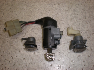 fBI Dio50(12V) L[ZbgCL[ bgCL[/^NJo[L[ AF28-2003