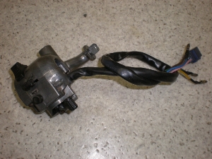 YB-1(50) (12V) nhXCb` UA05J-0043