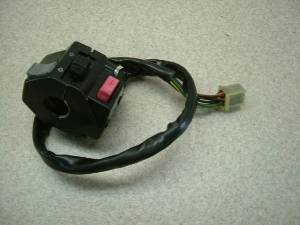 }WFXeB250/ MAJESTY nhXCb` 4HC-0525