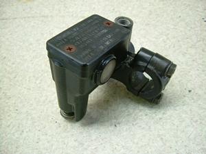 G~l[^[125/ ELIMINATOR125 tg}X^[V_[ BN125A-0084