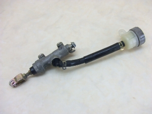 oIX250/ BALIUS A}X^[V_[B ZR250A