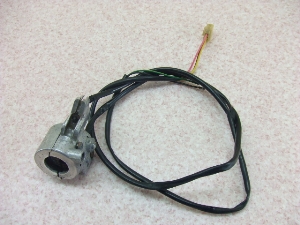 XJbV50(6V)/ SQUASH  nhXCb`E AB11-1013