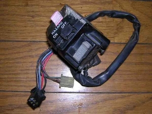 SRV250 ハンドルスイッチ右 4DN-0023