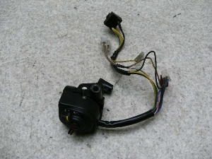 VOiX125/ CYGNUS  nhXCb` 50V-0311