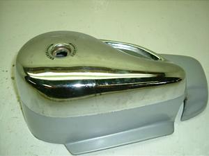 AvA NVbN50/ Aprilia/ CLASSIC50   GAN[i[BOXJo[E VN0000